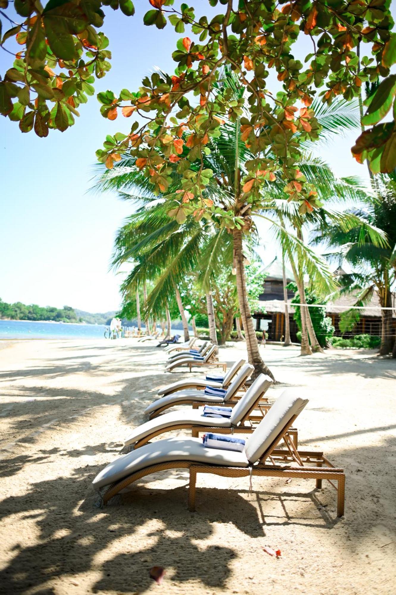 Fridays Puerto Galera Ξενοδοχείο Εξωτερικό φωτογραφία